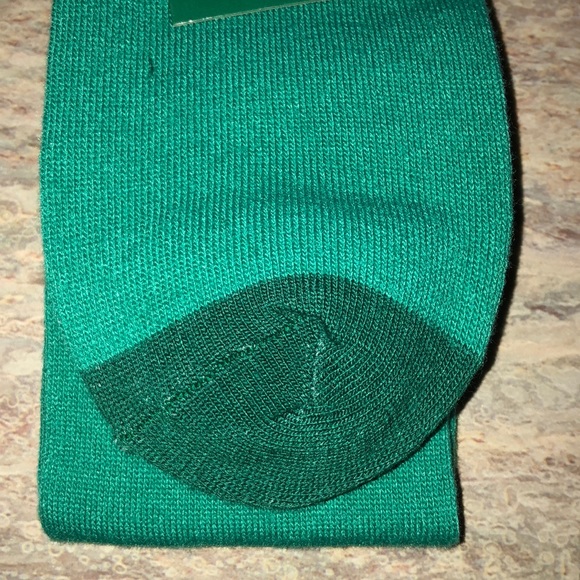 NEW Green Shamrock Knee High Socks - Picture 2 of 2